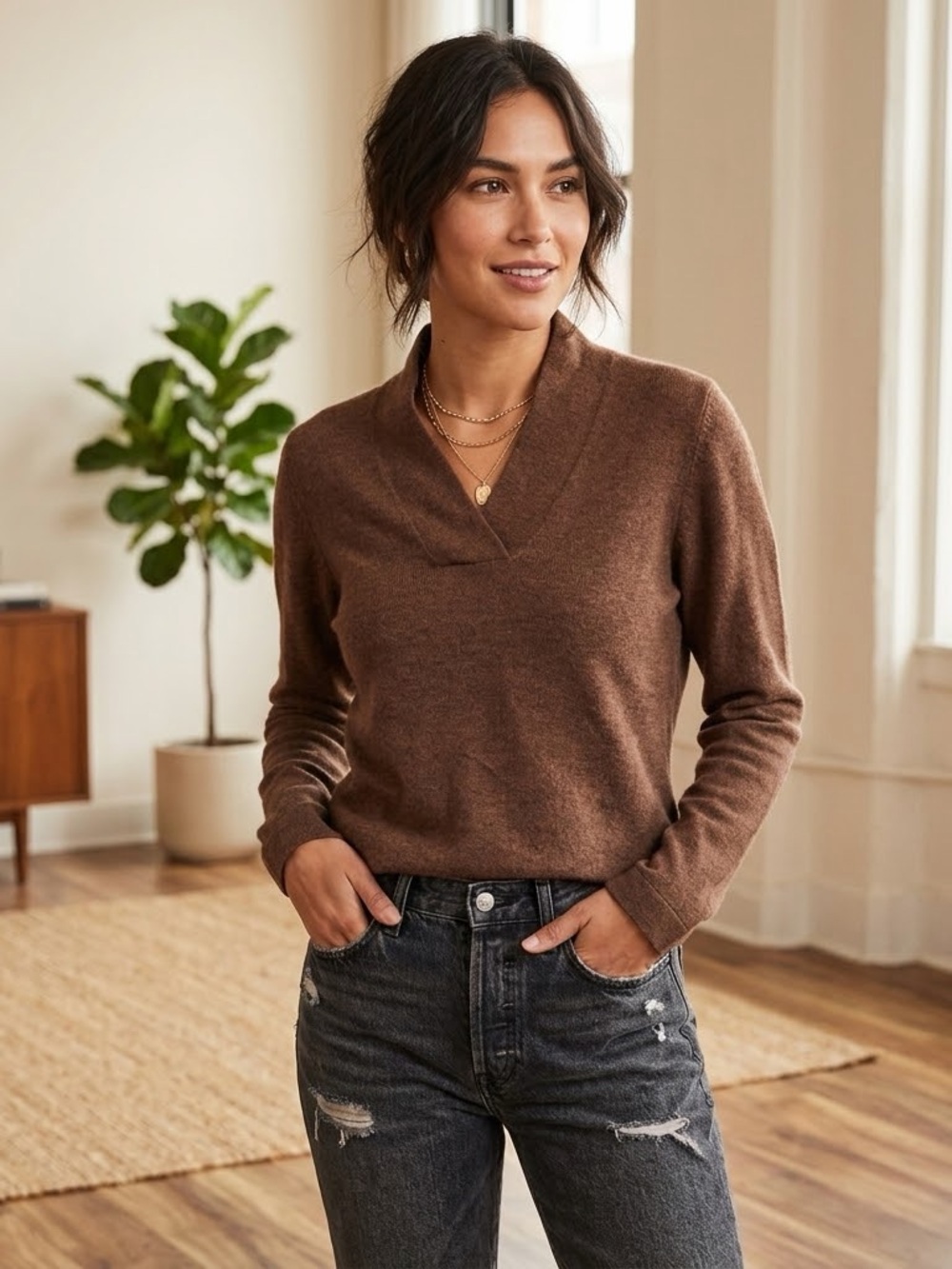 Pendleton 99% Merino Wool Chestnut Brown V-Neck Women's Sweater